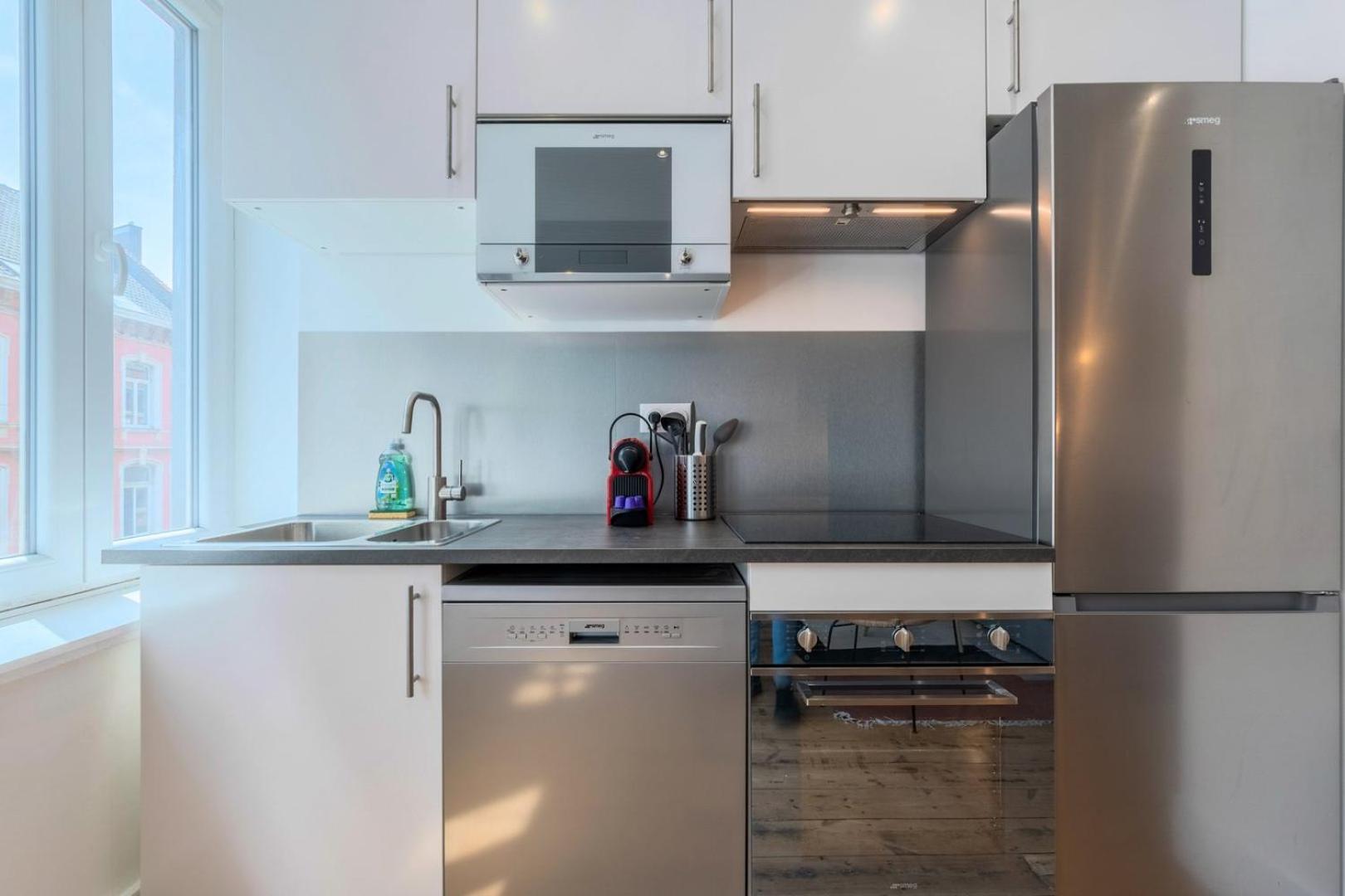 Bright 3-Bedroom 2-Bathroom Flat リール エクステリア 写真