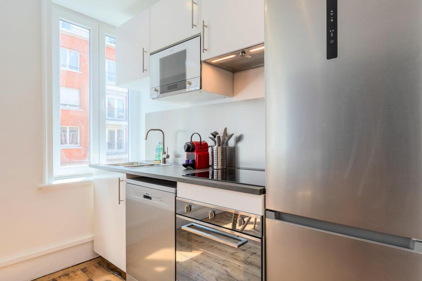 Bright 3-Bedroom 2-Bathroom Flat リール エクステリア 写真