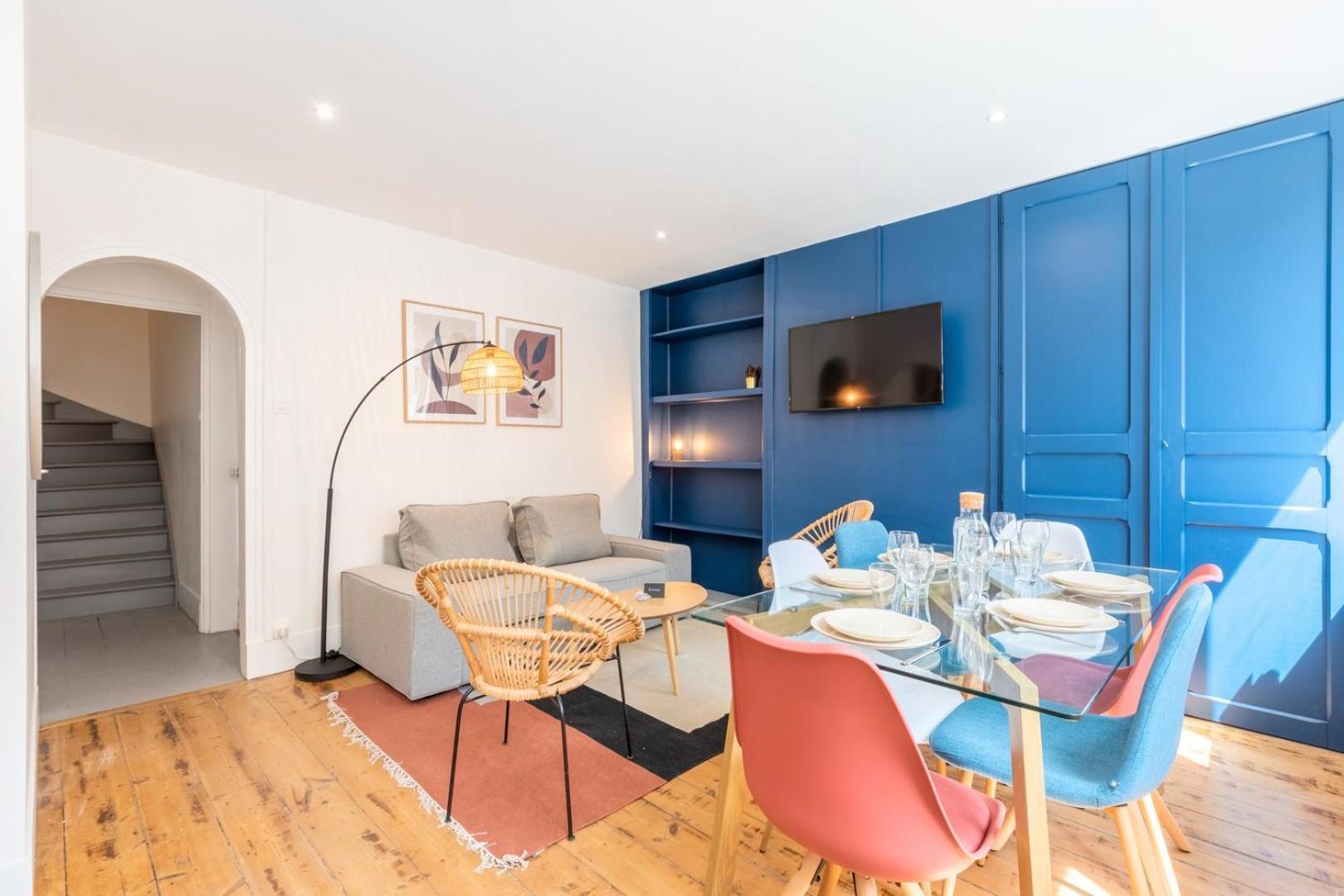 Bright 3-Bedroom 2-Bathroom Flat リール エクステリア 写真