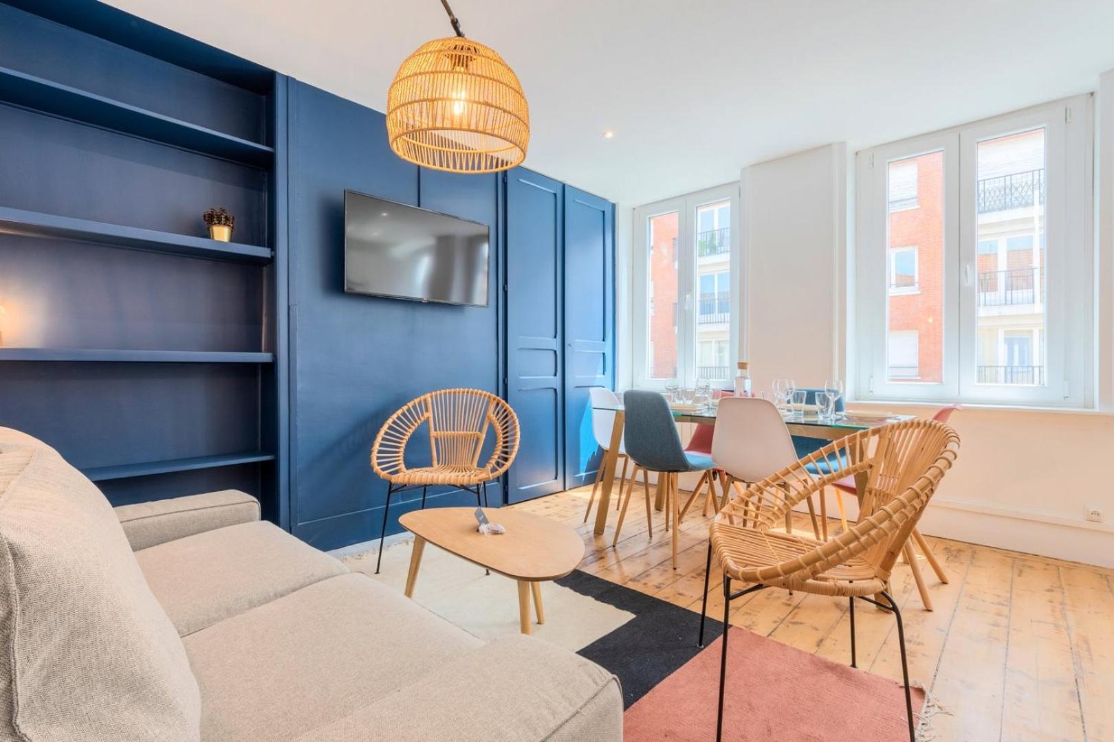 Bright 3-Bedroom 2-Bathroom Flat リール エクステリア 写真